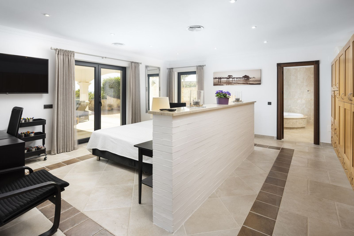 4 Bed Townhouse for sale in Mijas Costa Del Sol, Málaga, Spain