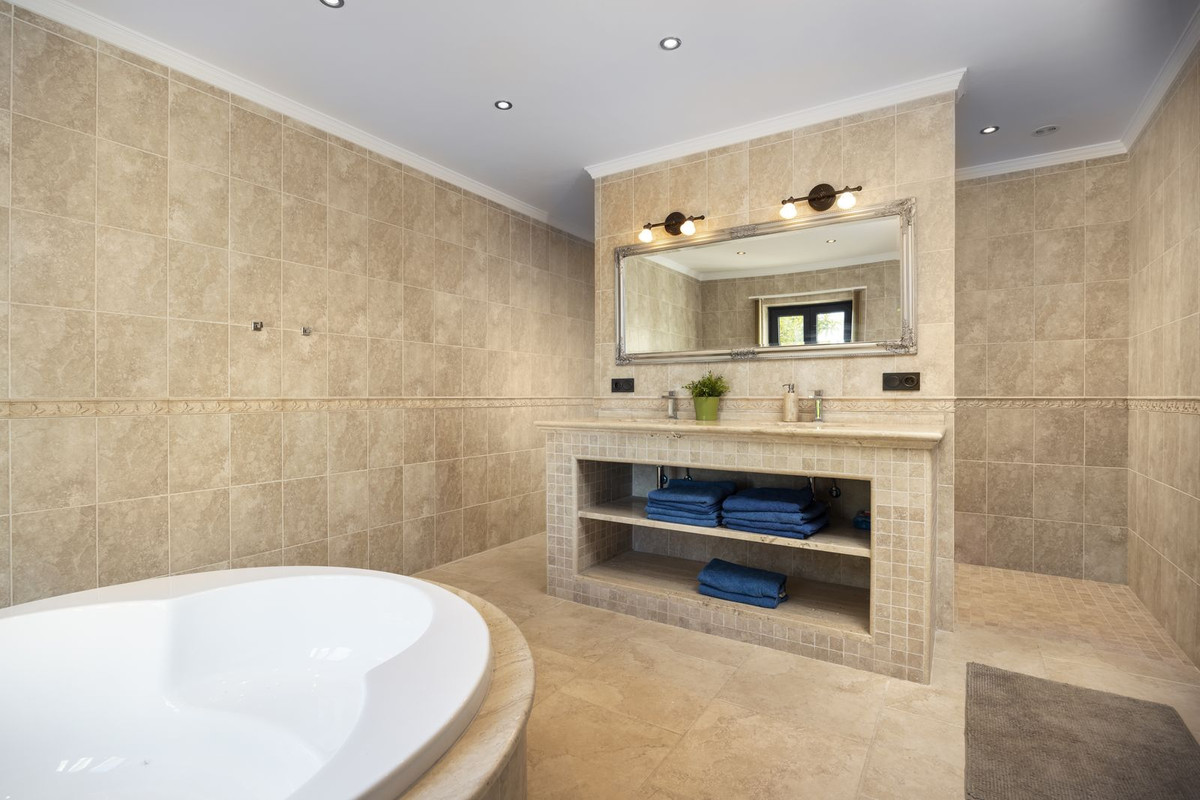 4 Bed Townhouse for sale in Mijas Costa Del Sol, Málaga, Spain