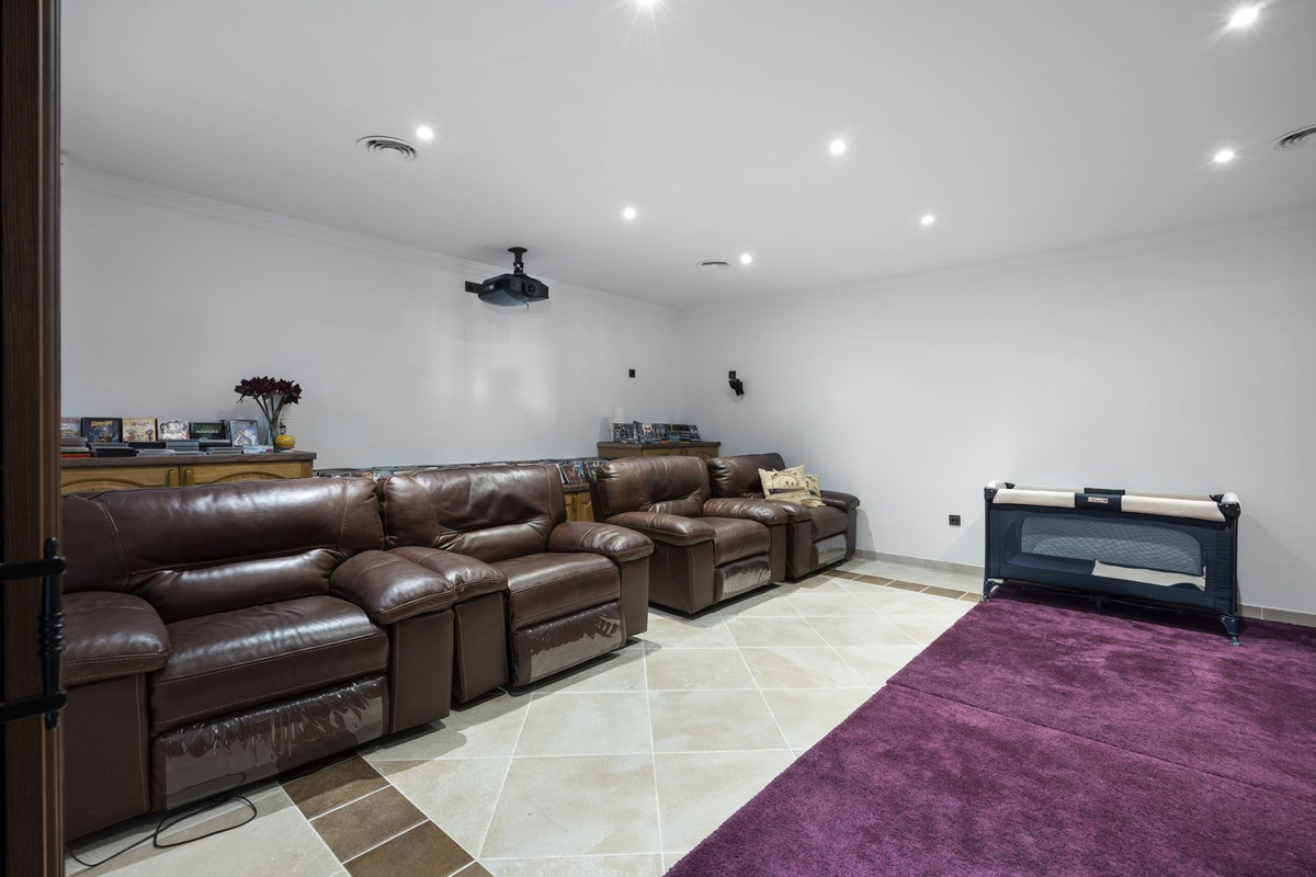 4 Bed Townhouse for sale in Mijas Costa Del Sol, Málaga, Spain