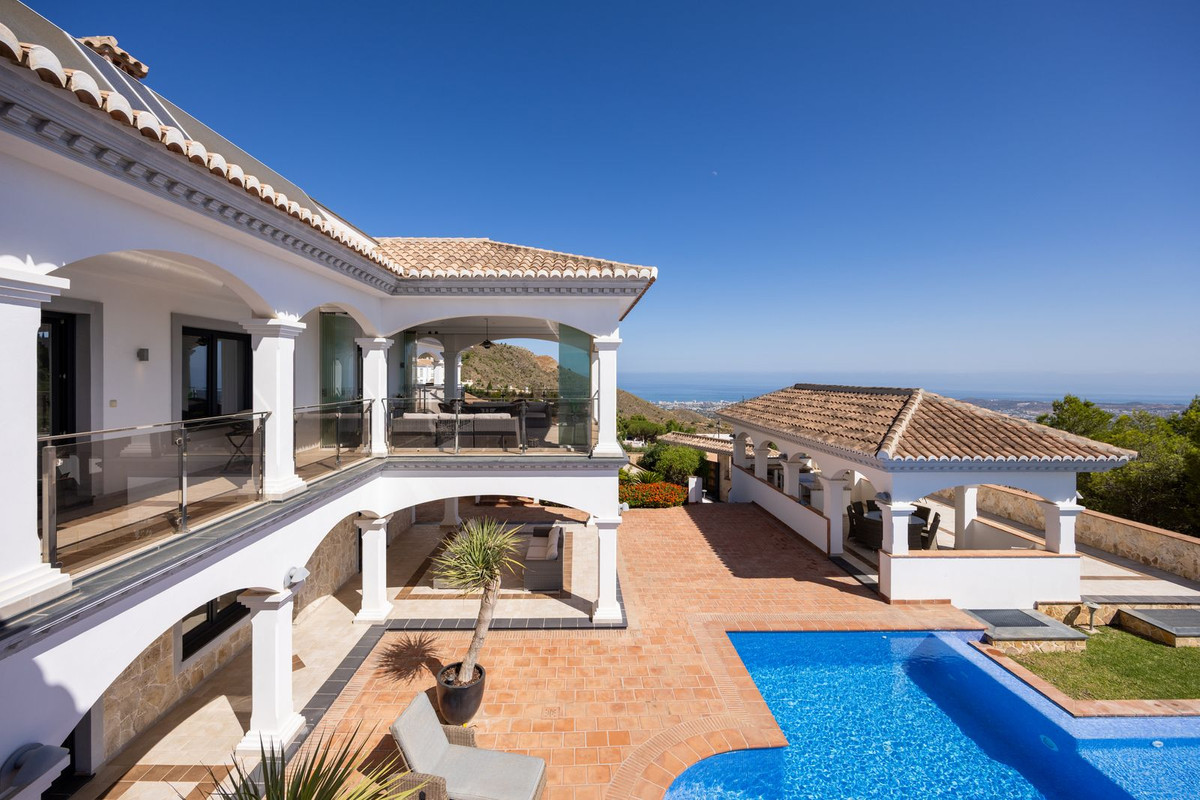 4 Bed Townhouse for sale in Mijas Costa Del Sol, Málaga, Spain