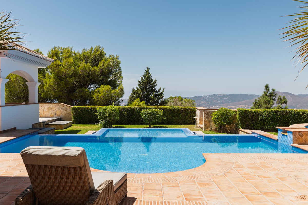 4 Bed Townhouse for sale in Mijas Costa Del Sol, Málaga, Spain
