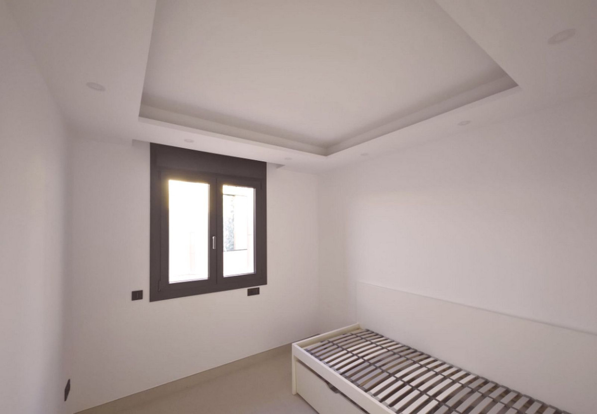 4 Bed Townhouse for sale in El Coto Costa Del Sol, Málaga, Spain