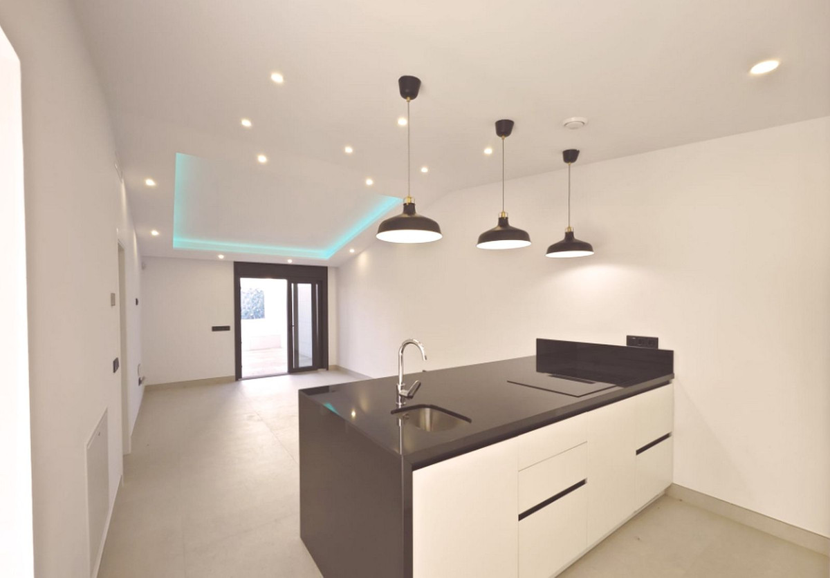4 Bed Townhouse for sale in El Coto Costa Del Sol, Málaga, Spain