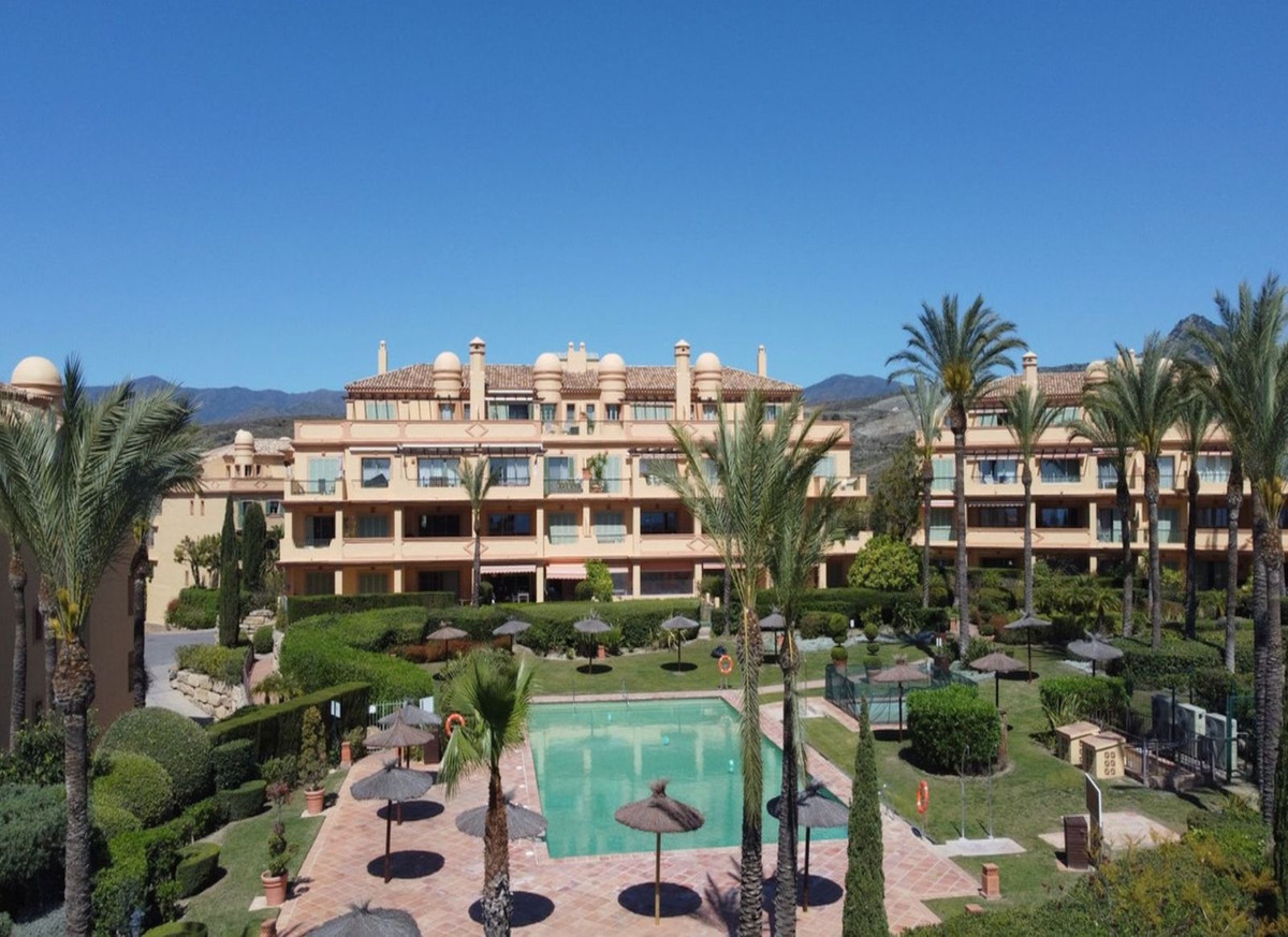 3 Bed Apartment for sale in Los Flamingos Costa Del Sol, Málaga, Spain