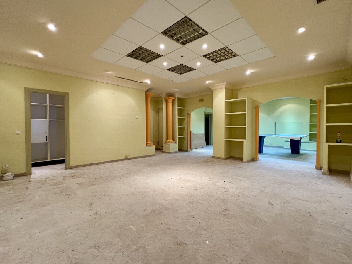 Se vende Local comercial  en Costa Del Sol, Málaga, España