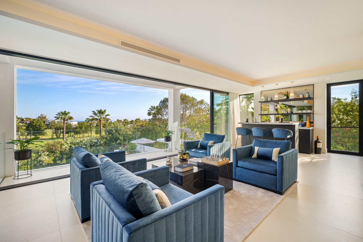 Se vende Villa - Chalet de 6 dormitorios en Costa Del Sol, Málaga, España