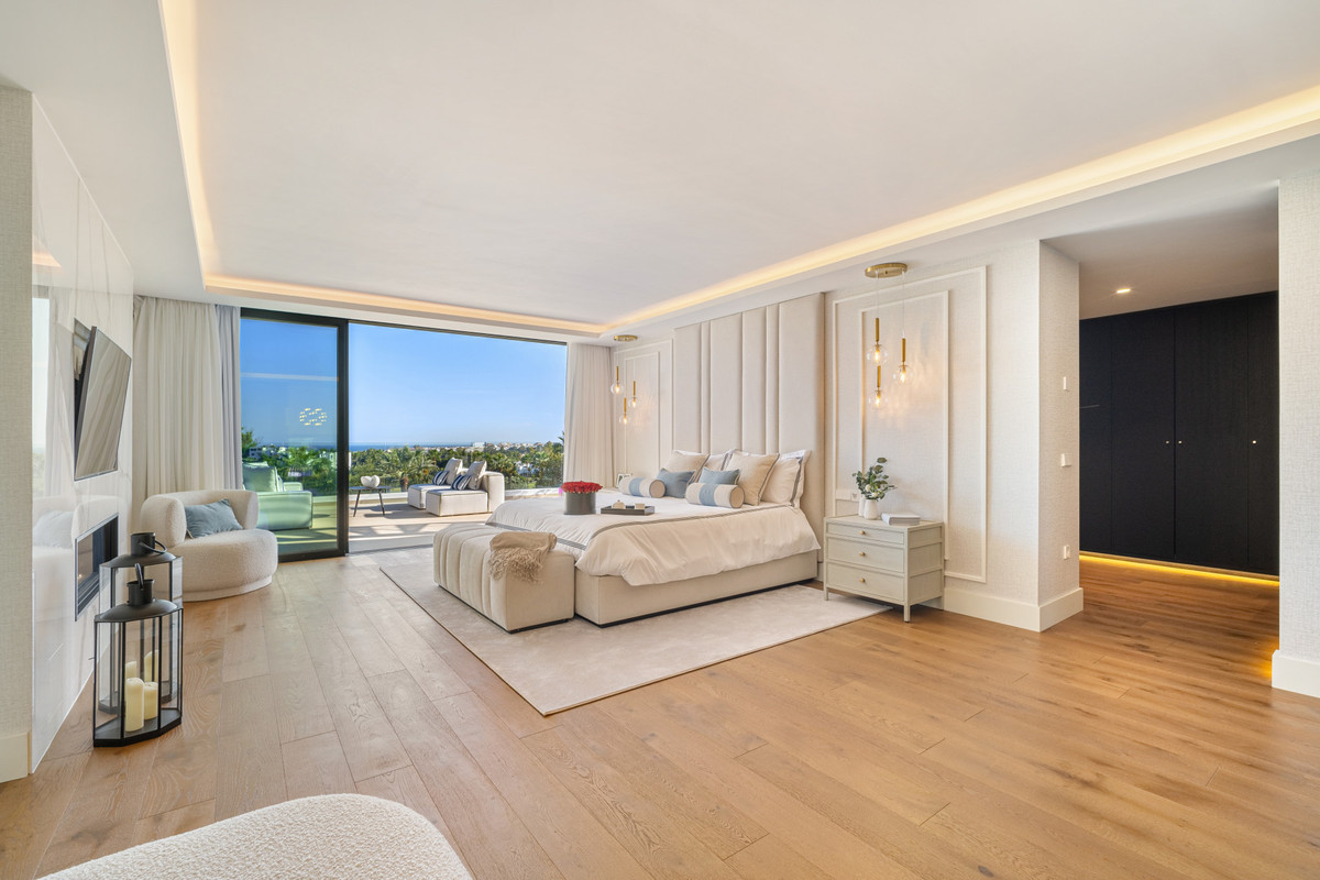 Se vende Villa - Chalet de 6 dormitorios en Costa Del Sol, Málaga, España