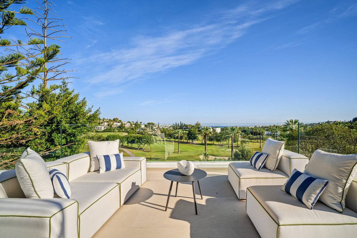 Se vende Villa - Chalet de 6 dormitorios en Costa Del Sol, Málaga, España