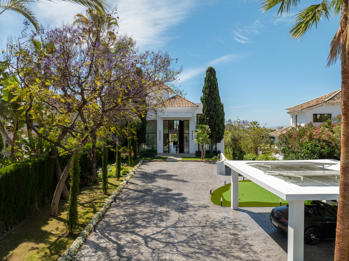 Se vende Villa - Chalet de 6 dormitorios en Costa Del Sol, Málaga, España