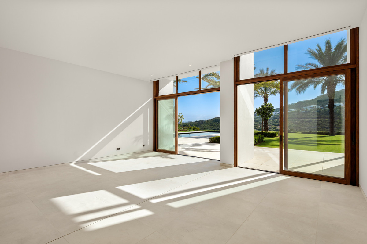 Se vende Villa - Chalet de 6 dormitorios en Costa Del Sol, Málaga, España