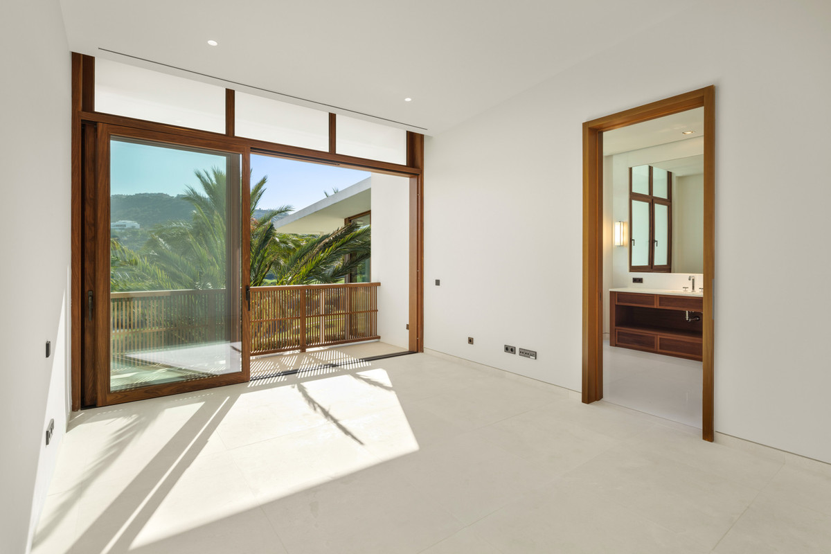 Se vende Villa - Chalet de 6 dormitorios en Costa Del Sol, Málaga, España