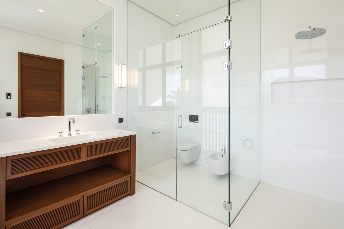 Se vende Villa - Chalet de 6 dormitorios en Costa Del Sol, Málaga, España