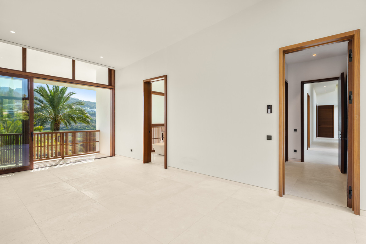Se vende Villa - Chalet de 6 dormitorios en Costa Del Sol, Málaga, España