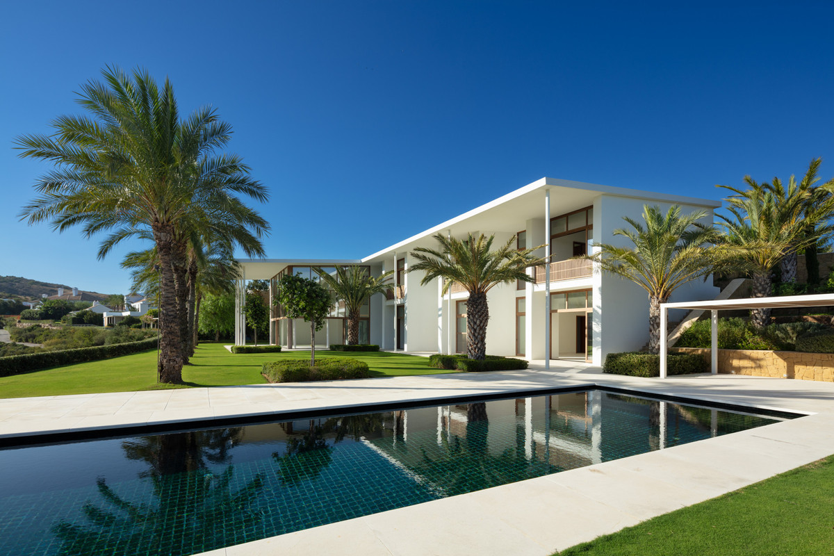 Se vende Villa - Chalet de 6 dormitorios en Costa Del Sol, Málaga, España