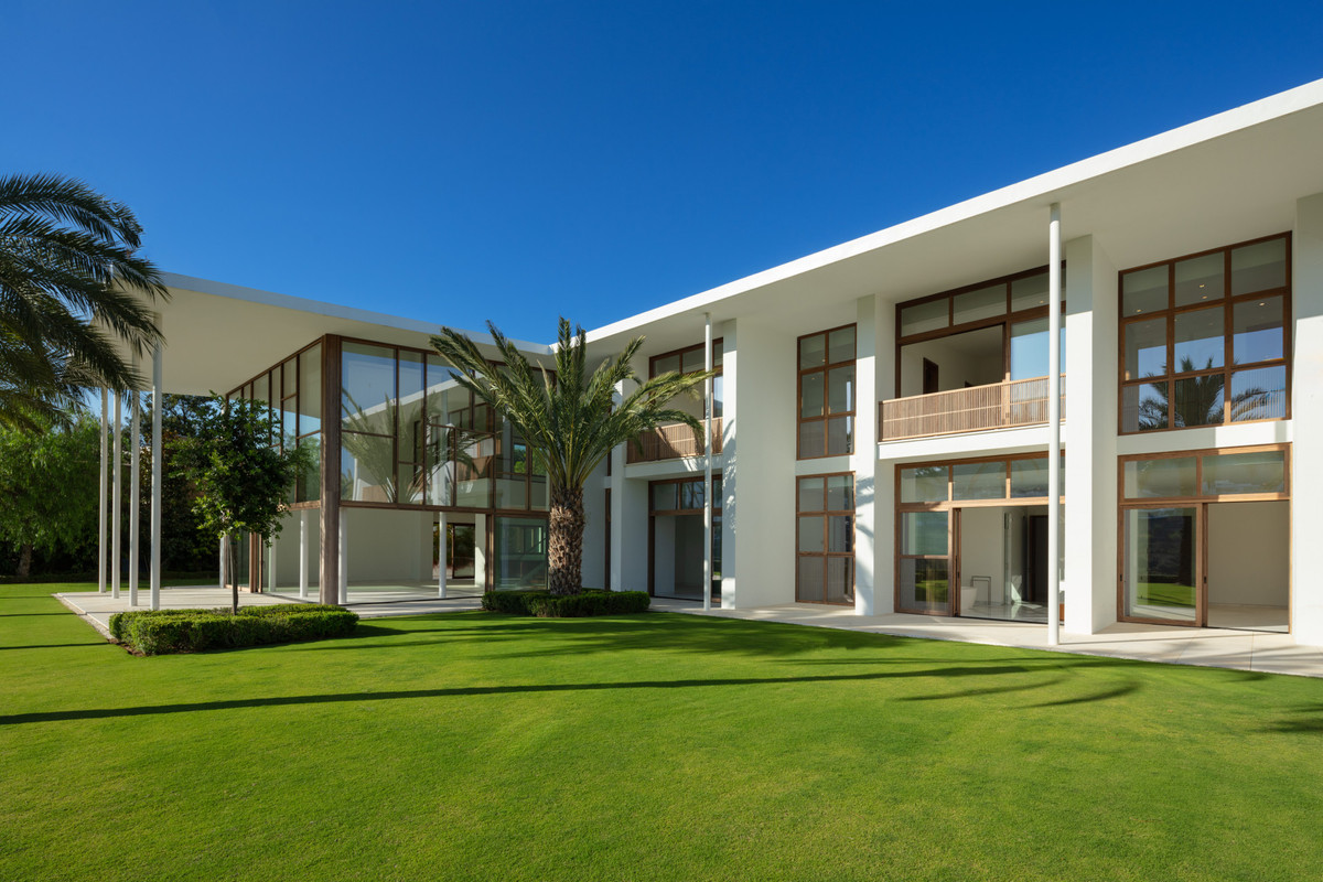 Se vende Villa - Chalet de 6 dormitorios en Costa Del Sol, Málaga, España