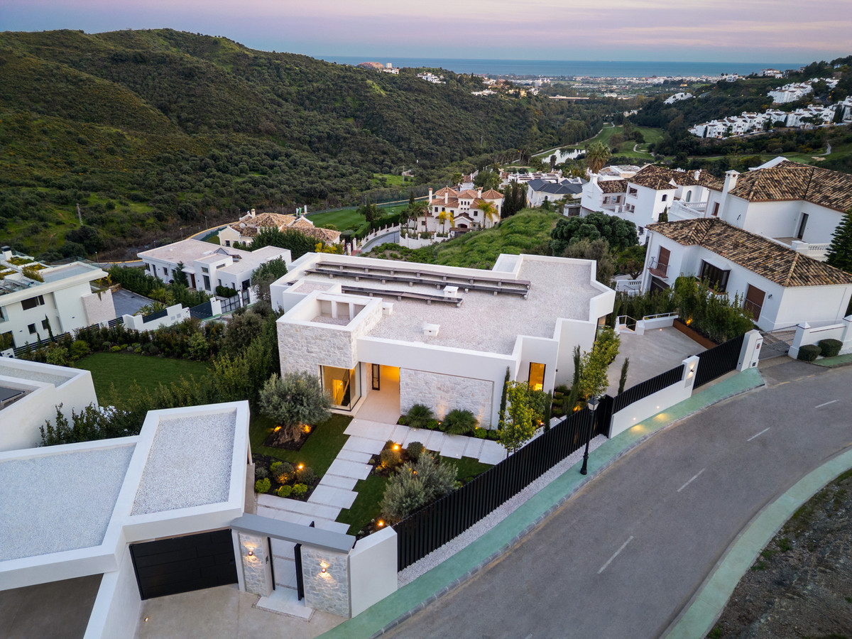 Se vende Villa - Chalet de 6 dormitorios en Costa Del Sol, Málaga, España
