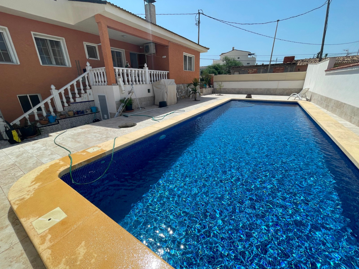 Se vende Villa - Chalet de 6 dormitorios en Costa Blanca, Alicante, España