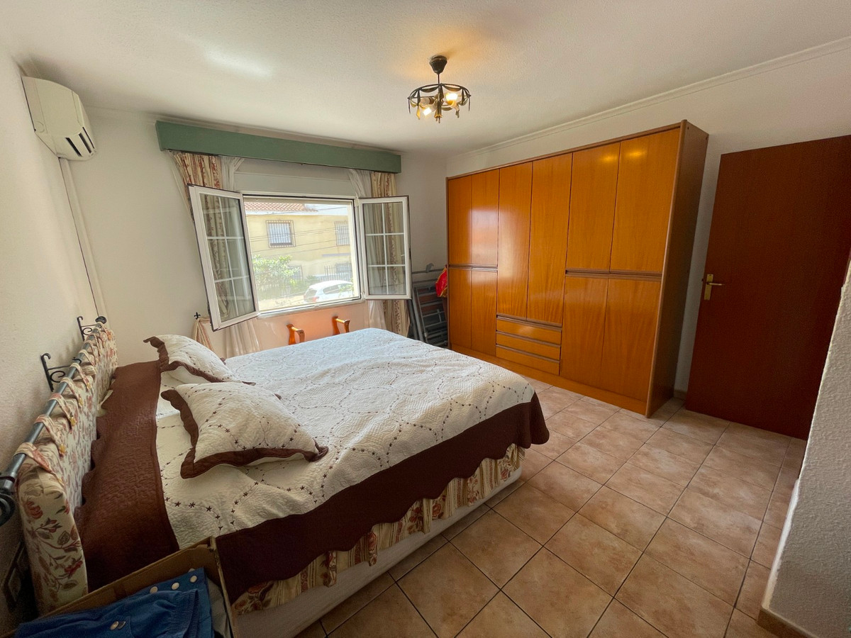 Se vende Villa - Chalet de 6 dormitorios en Costa Blanca, Alicante, España