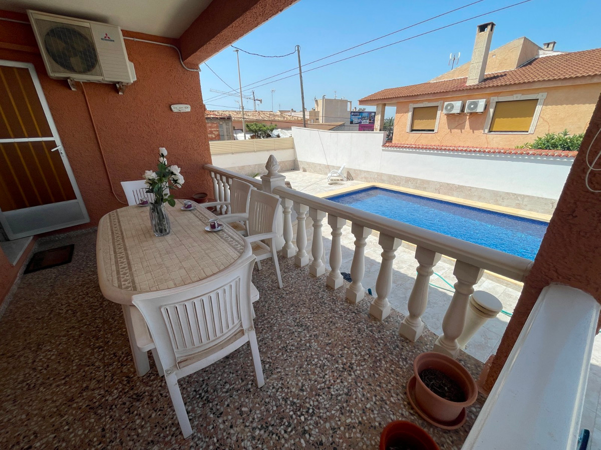 Se vende Villa - Chalet de 6 dormitorios en Costa Blanca, Alicante, España
