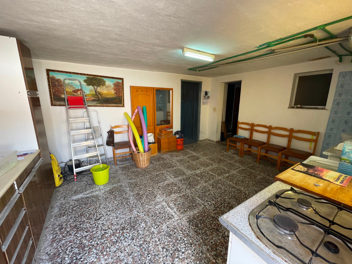 Se vende Villa - Chalet de 6 dormitorios en Costa Blanca, Alicante, España