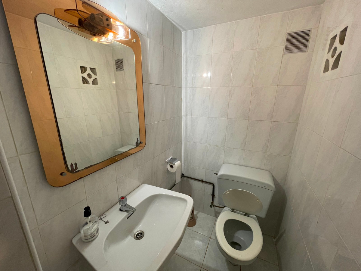 Se vende Villa - Chalet de 6 dormitorios en Costa Blanca, Alicante, España