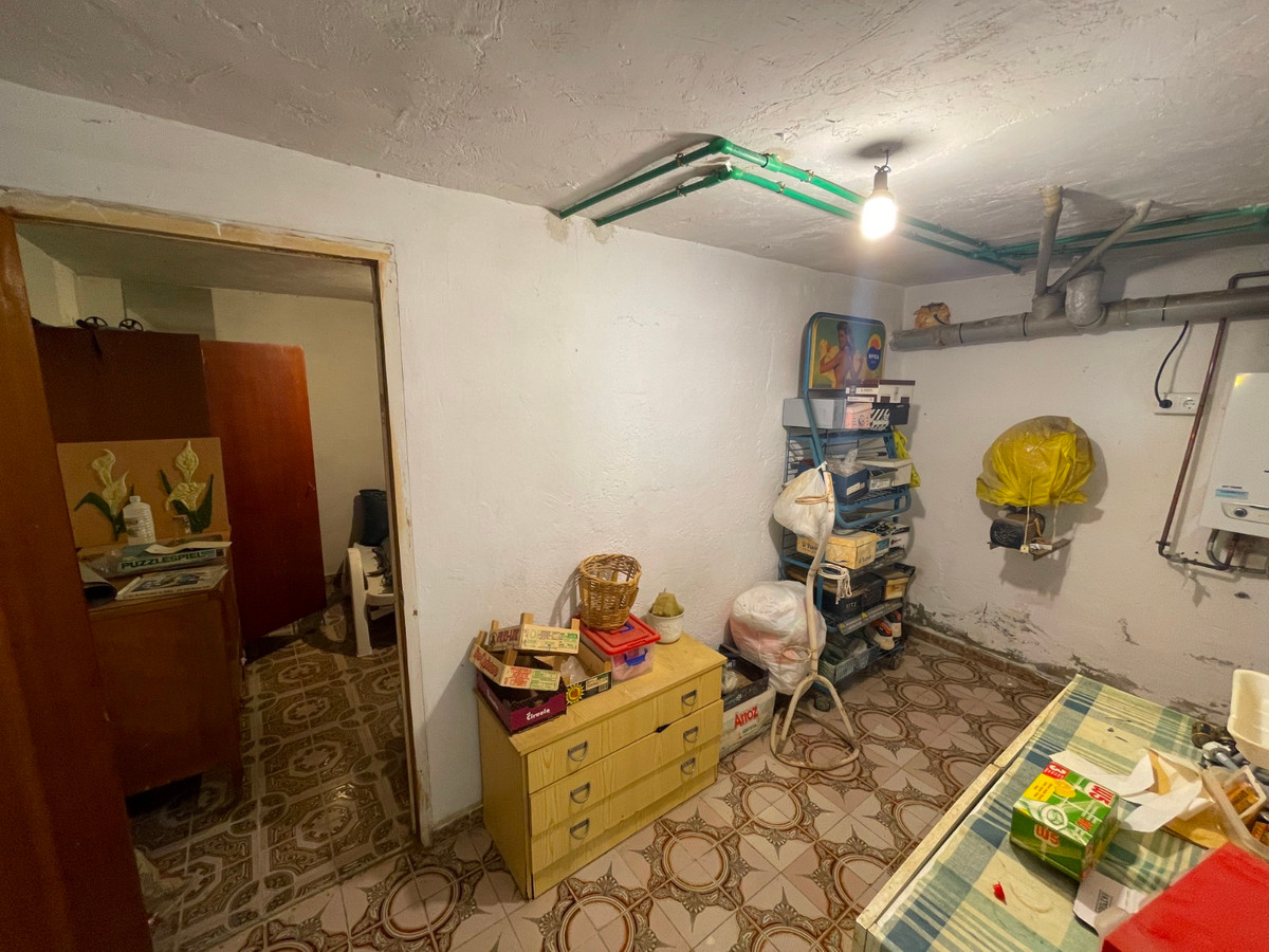 Se vende Villa - Chalet de 6 dormitorios en Costa Blanca, Alicante, España