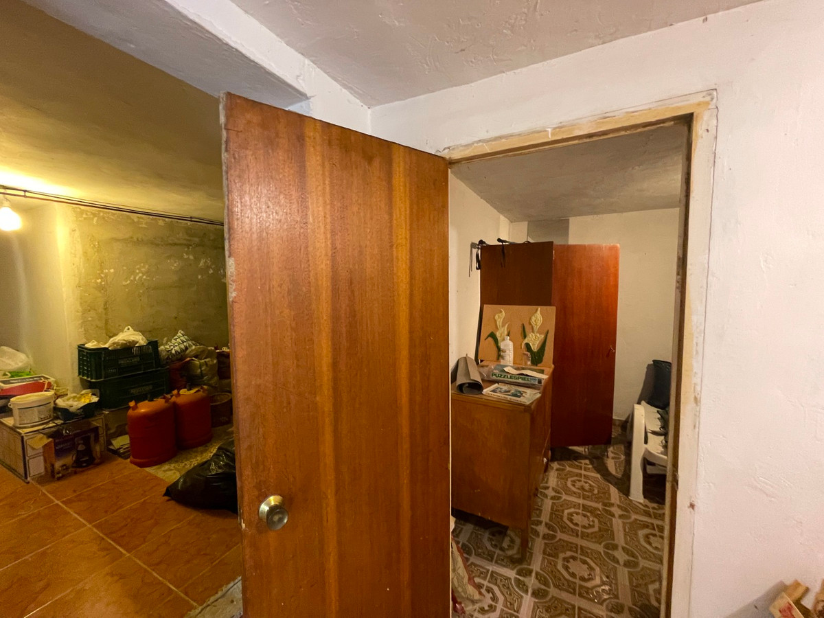 Se vende Villa - Chalet de 6 dormitorios en Costa Blanca, Alicante, España
