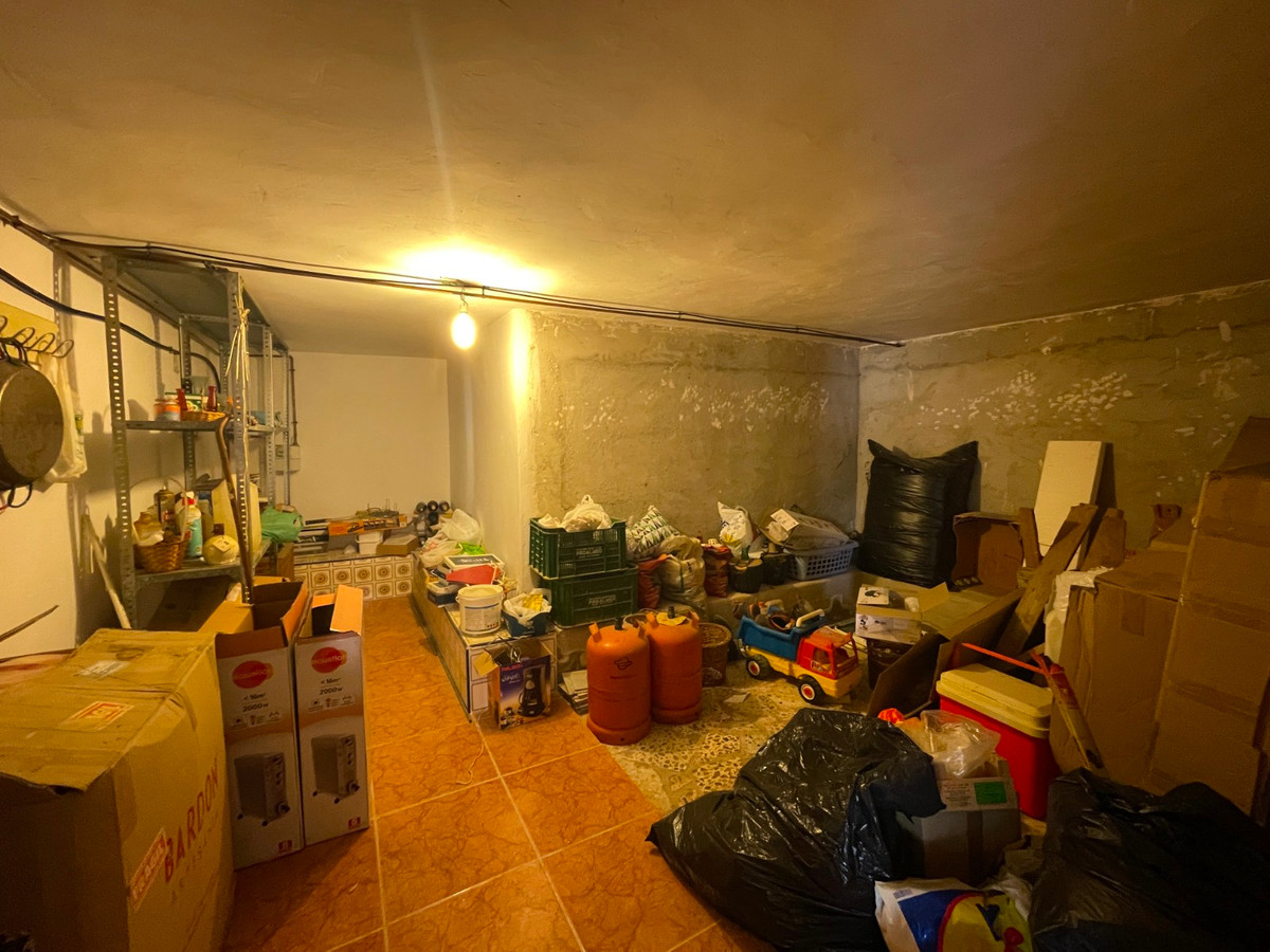 Se vende Villa - Chalet de 6 dormitorios en Costa Blanca, Alicante, España