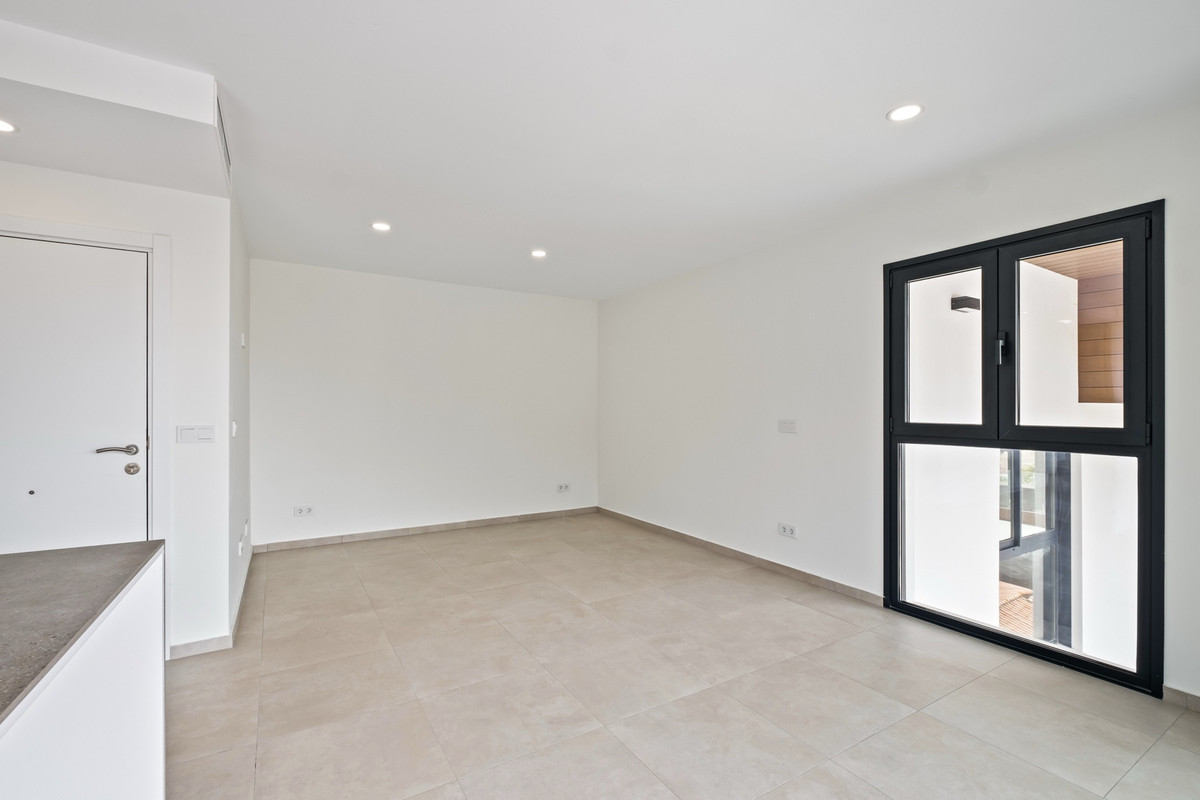 2 Bed Apartment for sale in Montemar Costa Del Sol, Málaga, Spain
