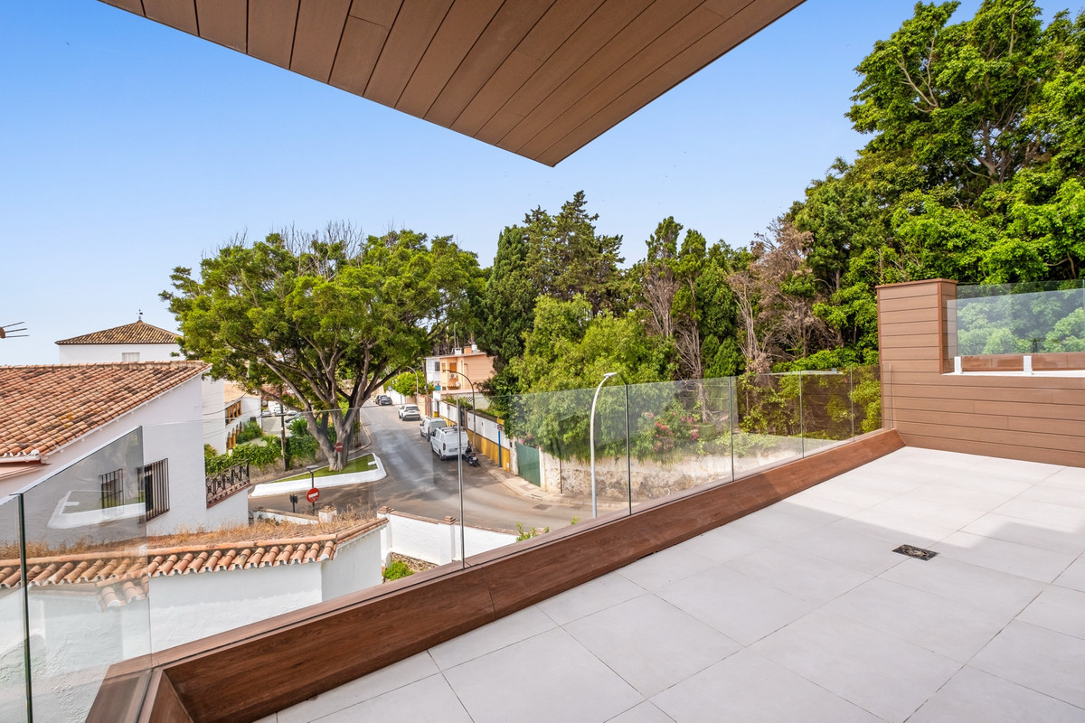 2 Bed Apartment for sale in Montemar Costa Del Sol, Málaga, Spain