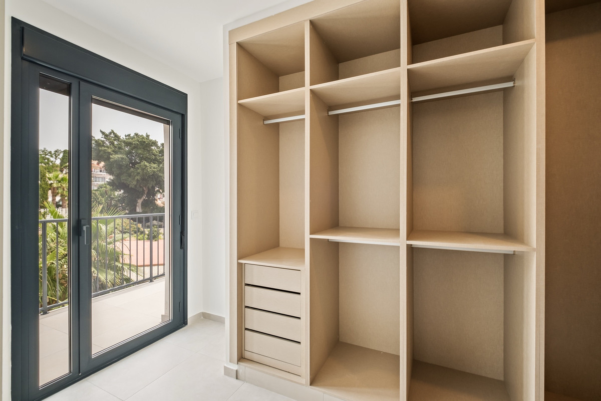 2 Bed Apartment for sale in Montemar Costa Del Sol, Málaga, Spain