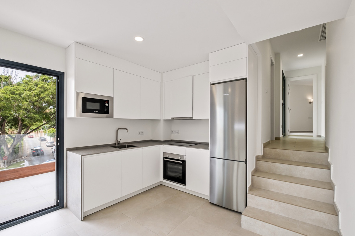 2 Bed Apartment for sale in Montemar Costa Del Sol, Málaga, Spain