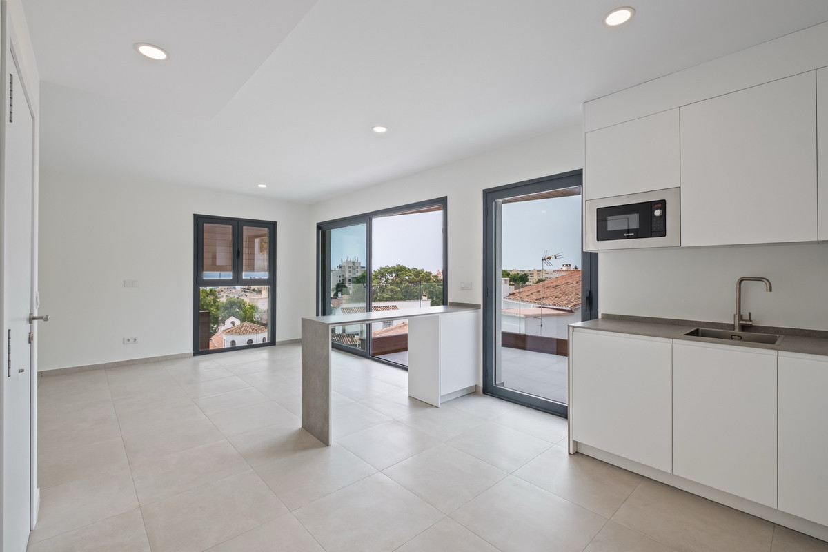 2 Bed Apartment for sale in Montemar Costa Del Sol, Málaga, Spain