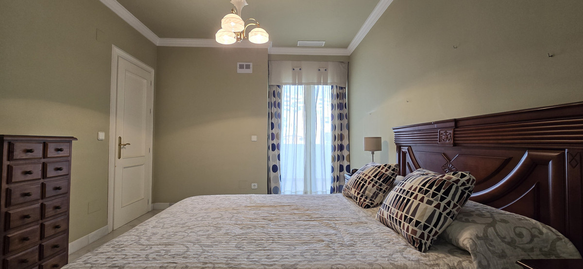4 Bed Apartment for sale in Torremolinos Centro Costa Del Sol, Málaga, Spain