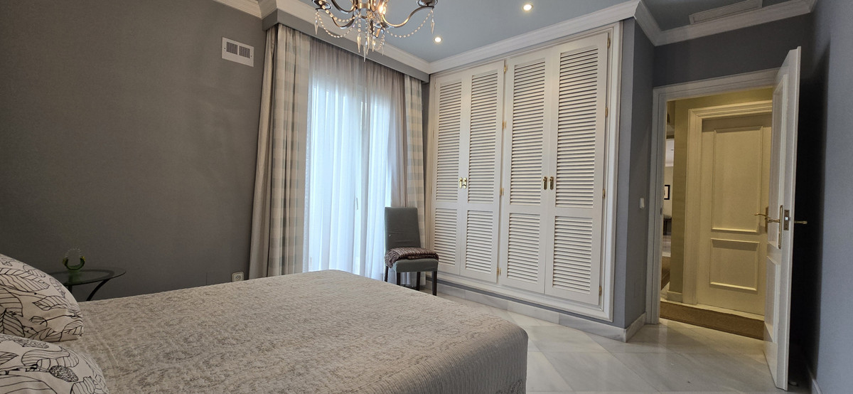 4 Bed Apartment for sale in Torremolinos Centro Costa Del Sol, Málaga, Spain