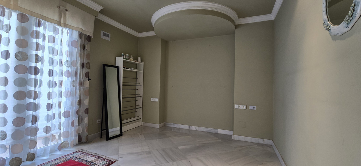 4 Bed Apartment for sale in Torremolinos Centro Costa Del Sol, Málaga, Spain