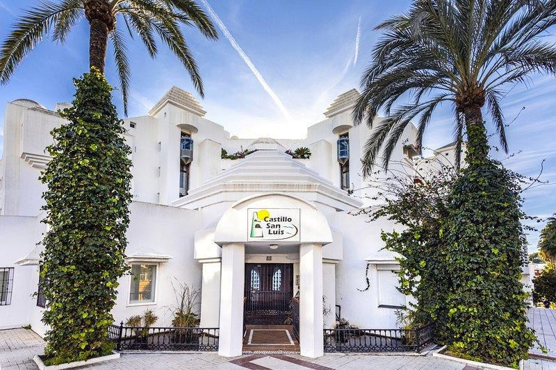 4 Bed Apartment for sale in Torremolinos Centro Costa Del Sol, Málaga, Spain