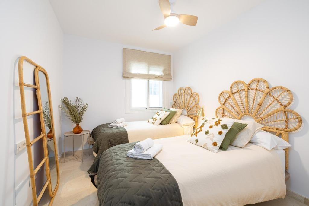 Se vende Apartamento Planta Media de 3 dormitorios en Costa Del Sol, Málaga, España