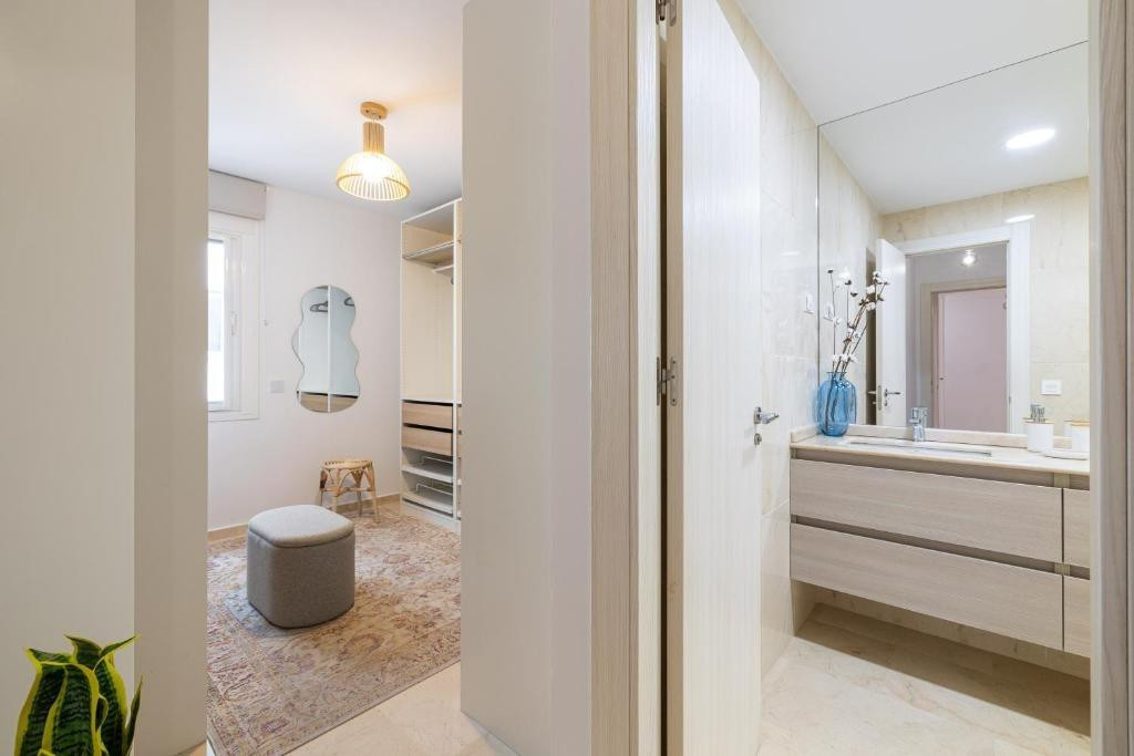 Se vende Apartamento Planta Media de 3 dormitorios en Costa Del Sol, Málaga, España