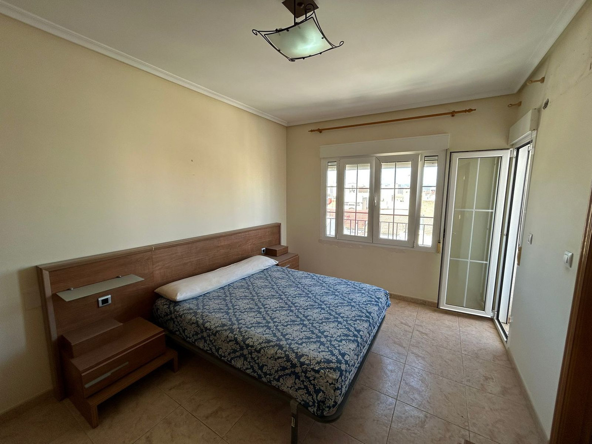 Se vende Apartamento en Planta Última de 3 dormitorios en Costa Blanca, Alicante, España