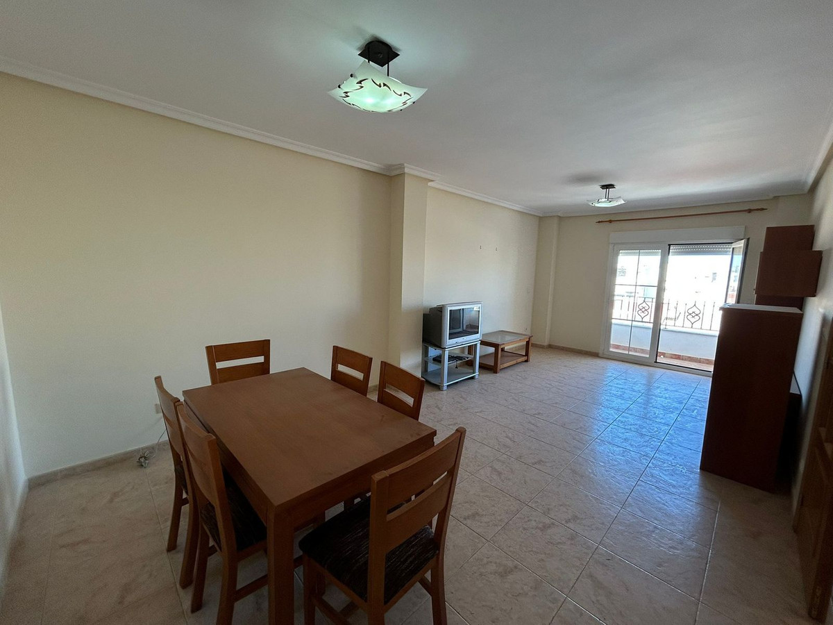 Se vende Apartamento en Planta Última de 3 dormitorios en Costa Blanca, Alicante, España