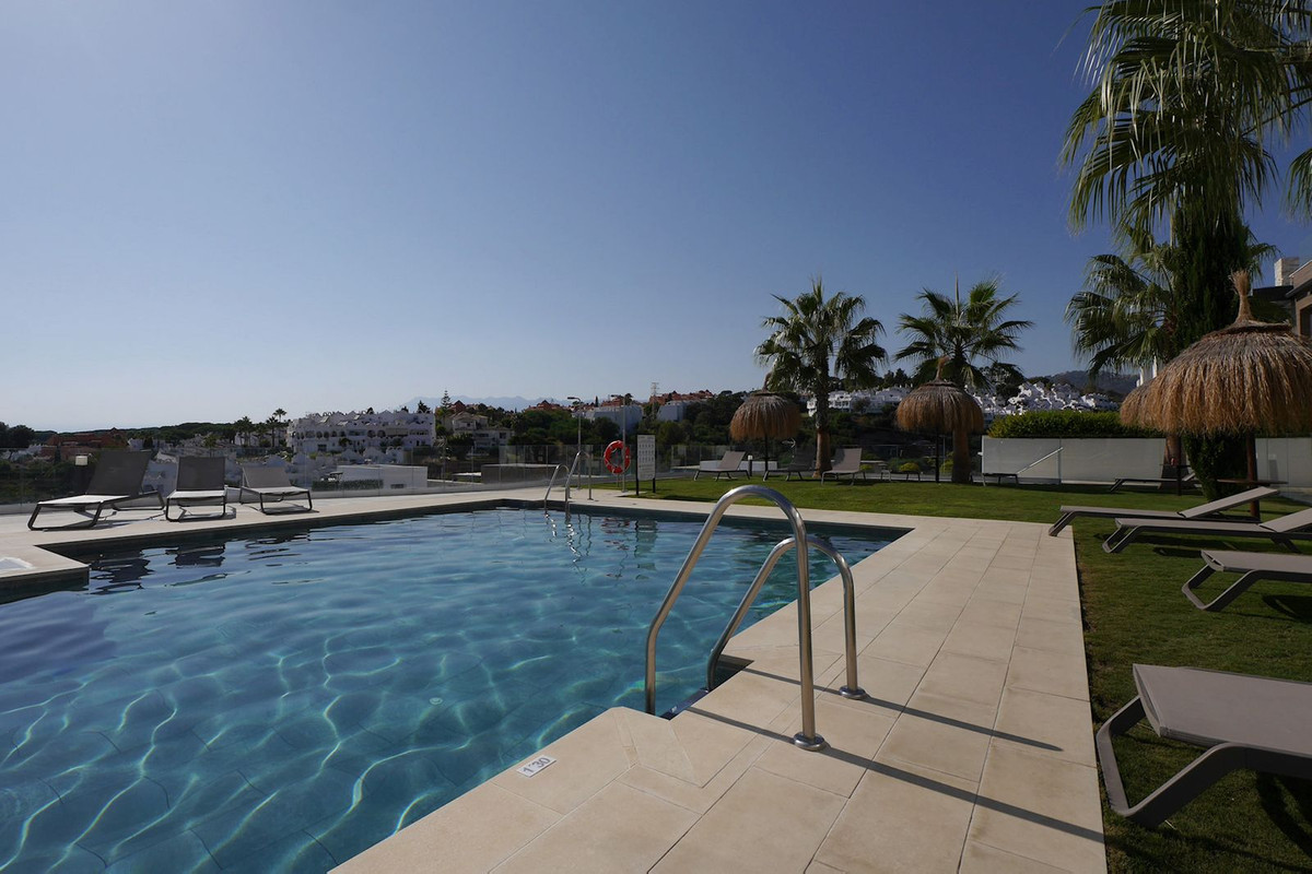 3 Bed Apartment for sale in Cabopino Costa Del Sol, Málaga, Spain