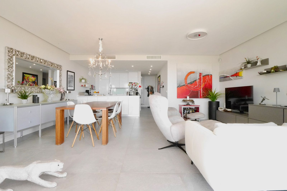 3 Bed Apartment for sale in Cabopino Costa Del Sol, Málaga, Spain