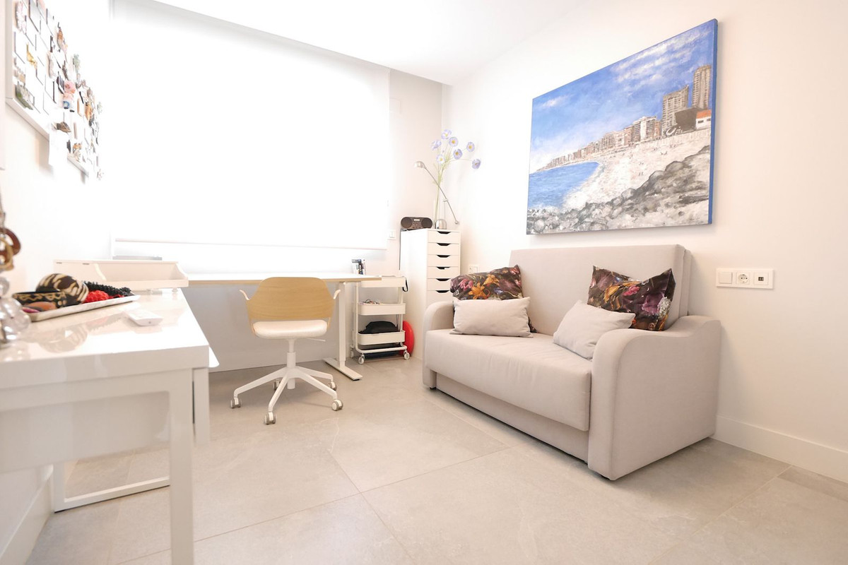 3 Bed Apartment for sale in Cabopino Costa Del Sol, Málaga, Spain