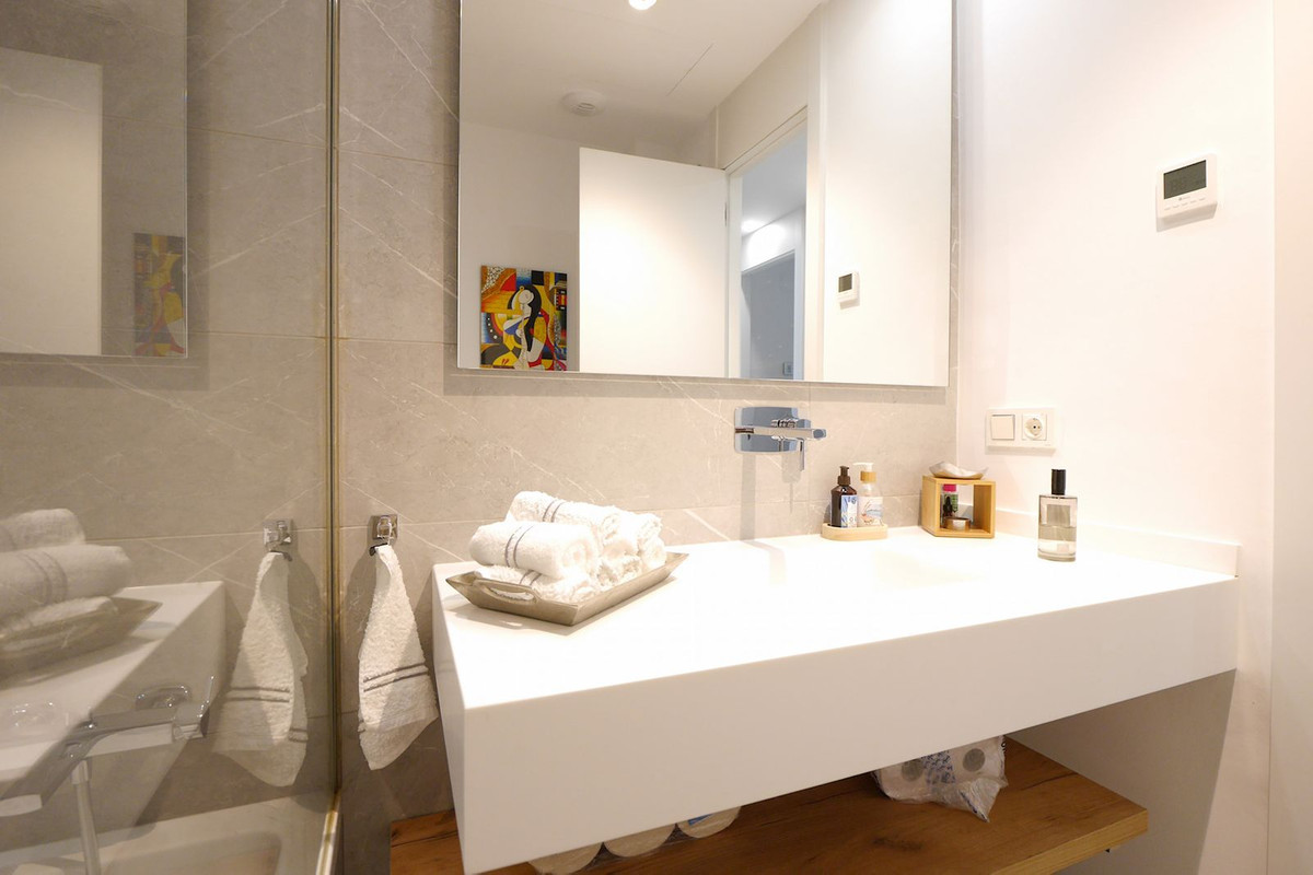 3 Bed Apartment for sale in Cabopino Costa Del Sol, Málaga, Spain