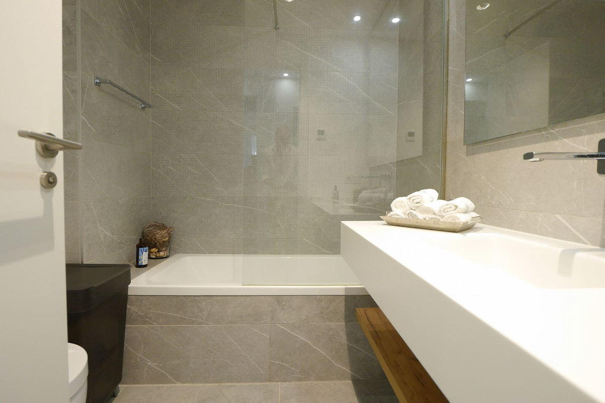 3 Bed Apartment for sale in Cabopino Costa Del Sol, Málaga, Spain