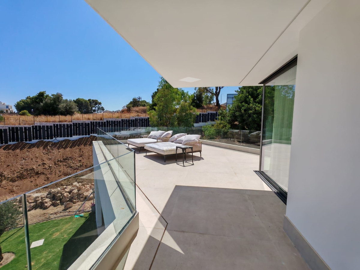 Se vende Villa - Chalet de 7 dormitorios en Costa Del Sol, Málaga, España