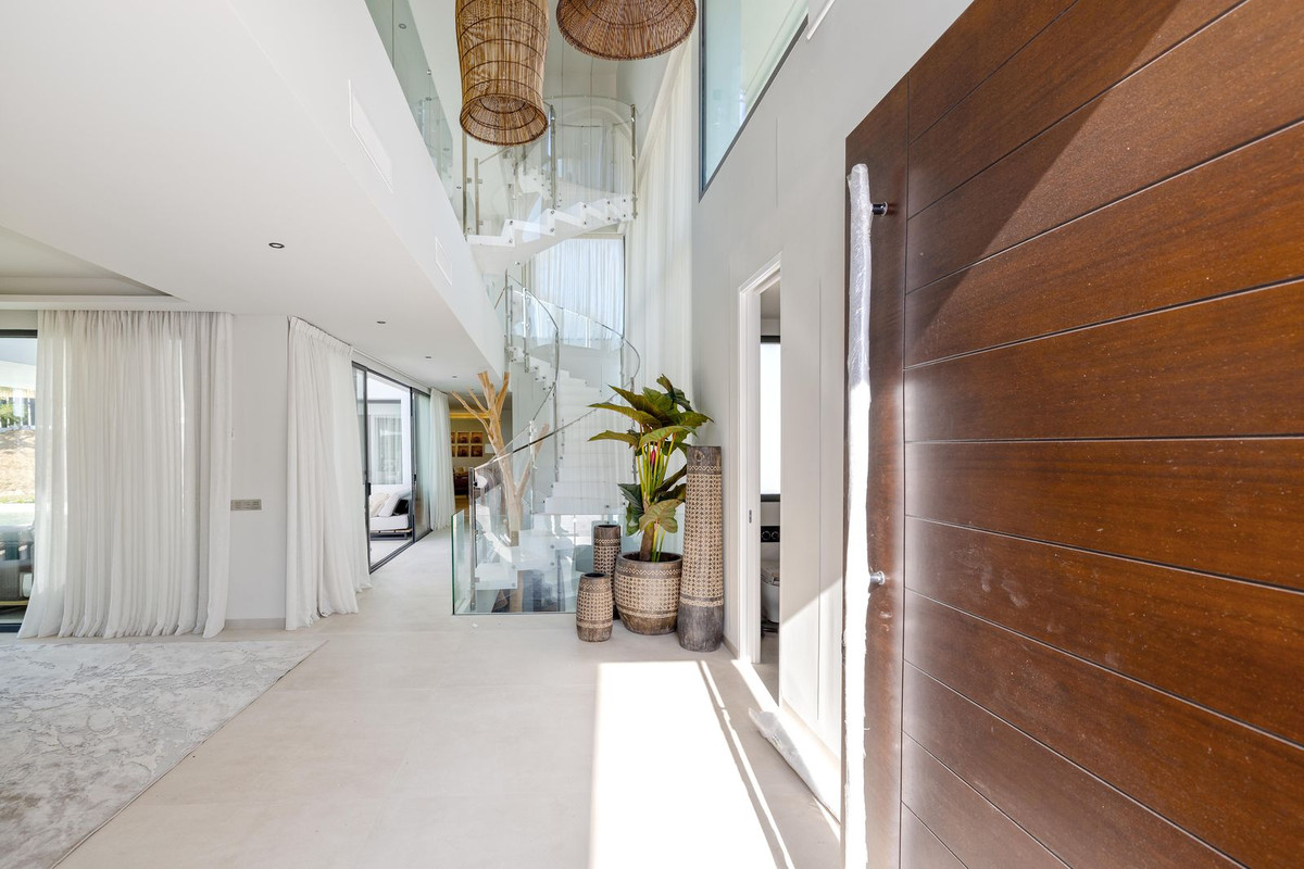 Se vende Villa - Chalet de 7 dormitorios en Costa Del Sol, Málaga, España