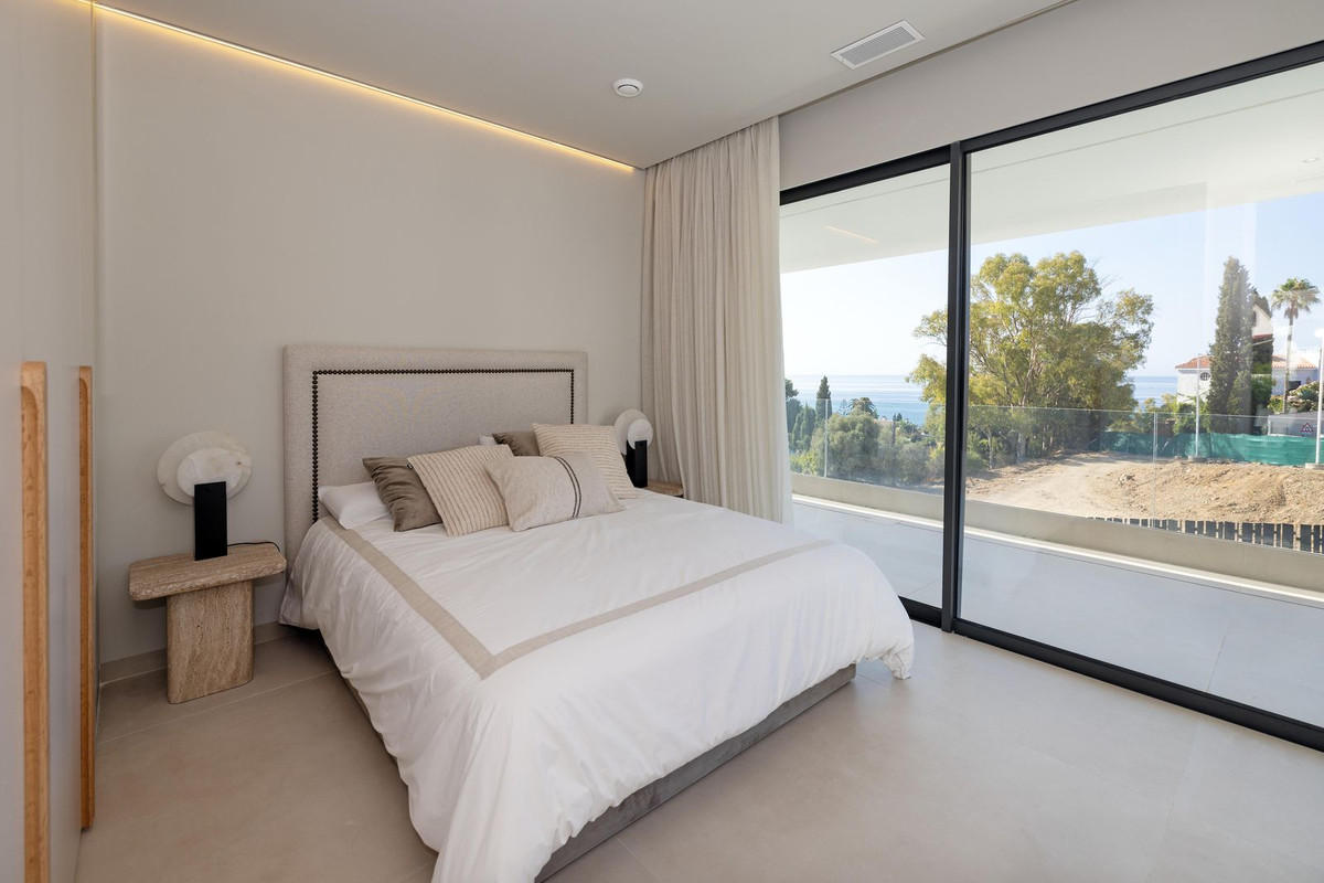 Se vende Villa - Chalet de 7 dormitorios en Costa Del Sol, Málaga, España