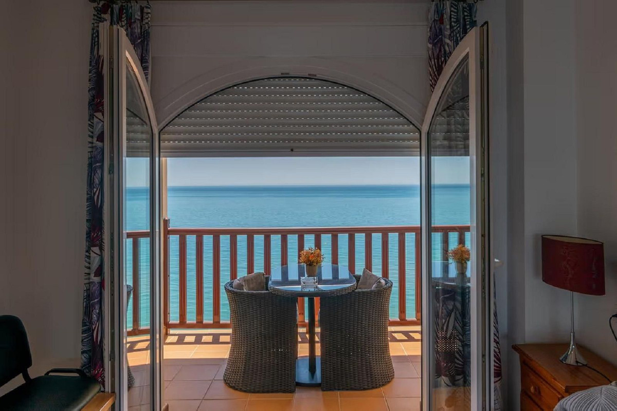 2 Bed Apartment for sale in Carvajal Costa Del Sol, Málaga, Spain